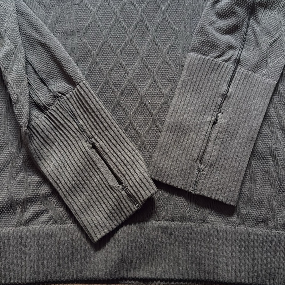 Lululemon Black Rest Less Pullover - image 5